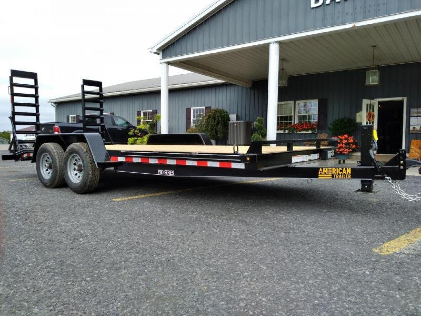 New Quality Trailers Pro Grade Equipment / 18' / 12000 GVWR