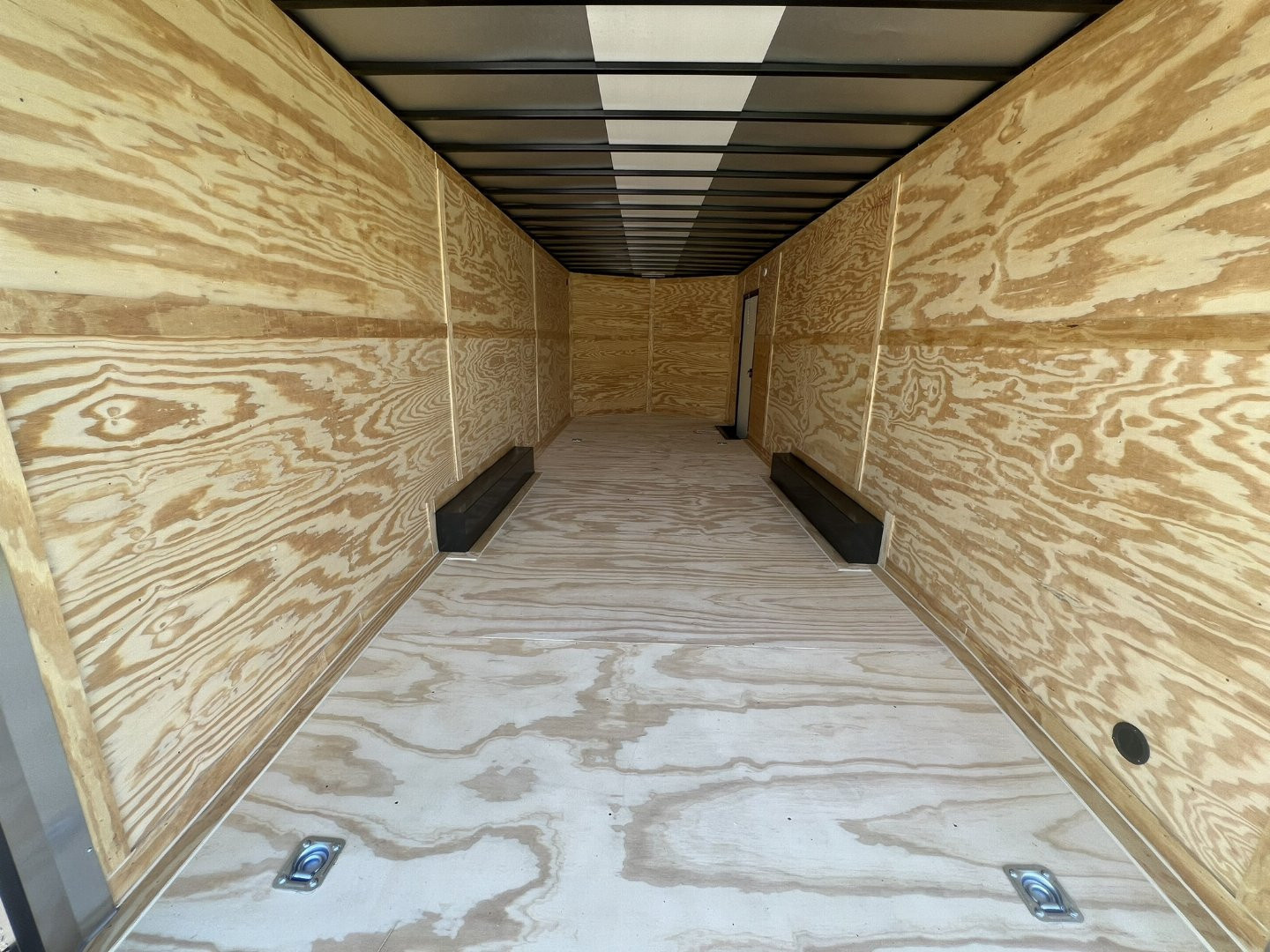 New 2026 Xtreme Cargo Trailers 8.5x24 TA3 Cargo / Enclosed Trailer