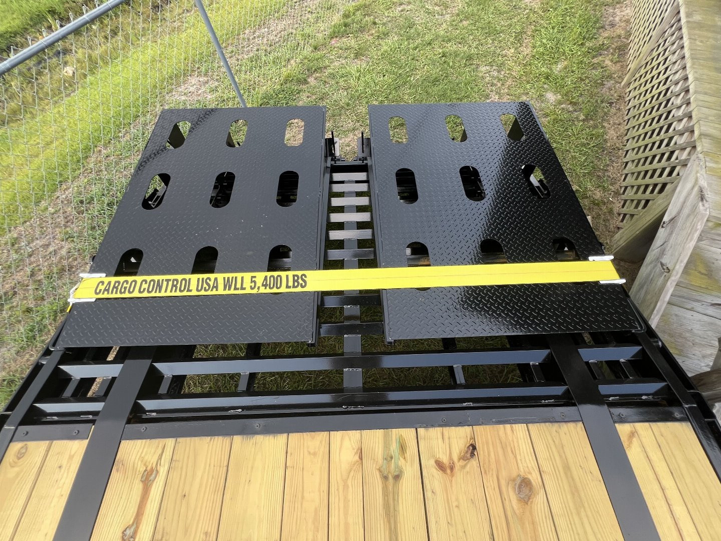 New 2026 Caliber Trailer Mfg 8.5x40 Gooseneck Equipment Trailer