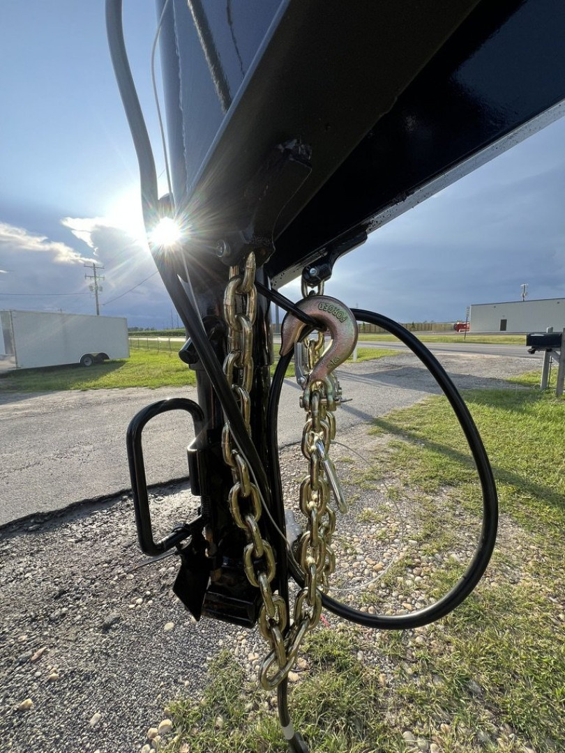 New 2026 Caliber Trailer Mfg 8.5x40 Gooseneck Equipment Trailer