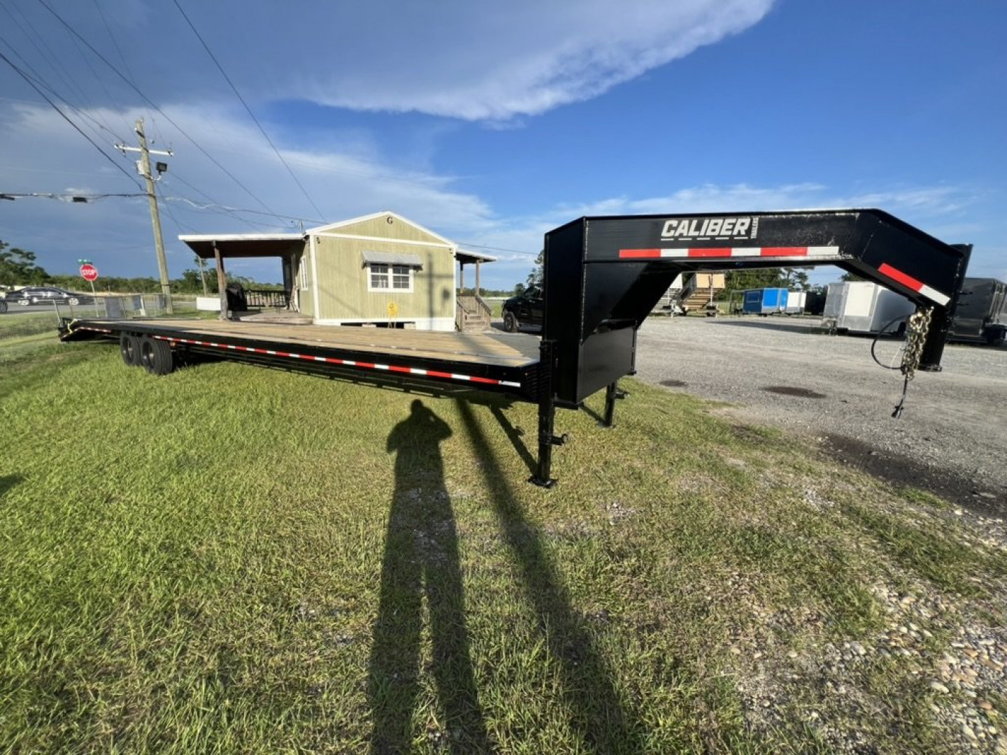 New 2026 Caliber Trailer Mfg 8.5x40 Gooseneck Equipment Trailer