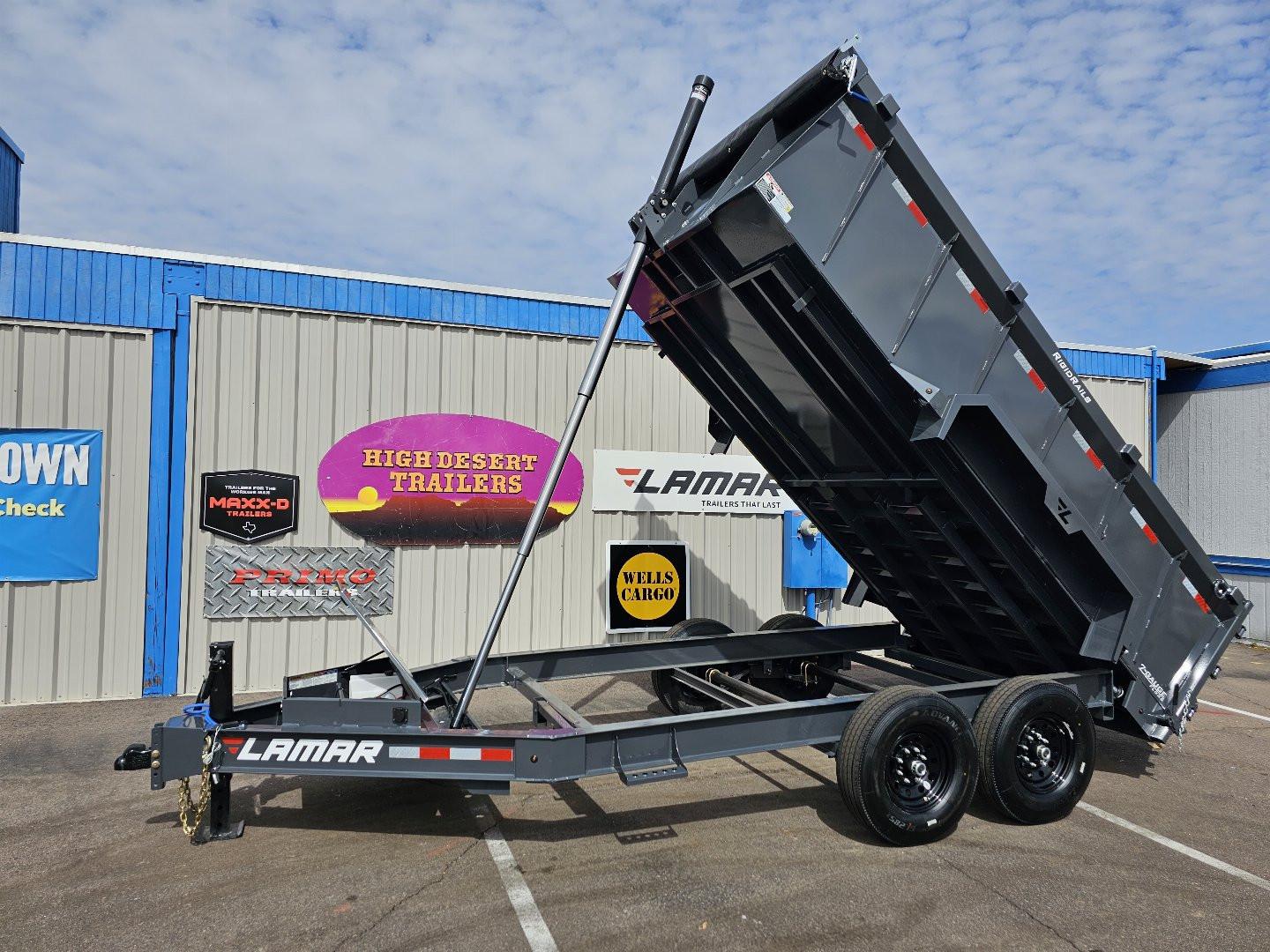 New 2025 LAMAR TRAILERS DT- 7x14- Dump- 14k GVWR- 36" walls- Dump Trailer