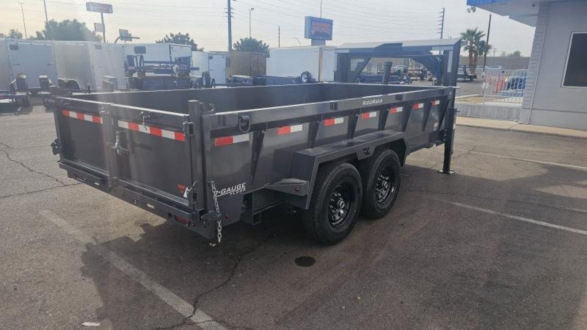 New 2025 LAMAR TRAILERS DT- 7x14 Telescopic Dump -Gooseneck- 14k GVWR- 24" walls Dump Trailer