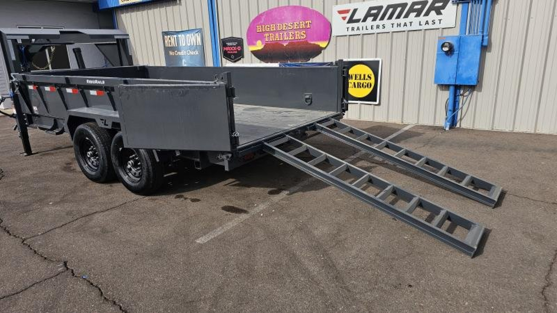 New 2025 LAMAR TRAILERS DT- 7x14 Telescopic Dump -Gooseneck- 14k GVWR- 24" walls Dump Trailer