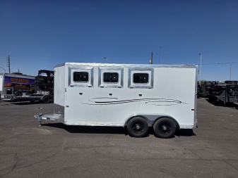 New 2025 Frontier Trailers 3 Horse Slant Bumper Pull Trailer with Tac Room
