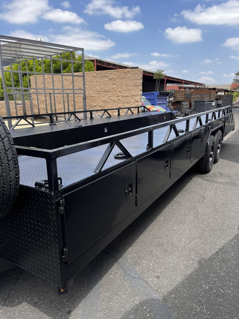 New 2026 FRACTAL 26' BOXED DECK BAJA TRAILER