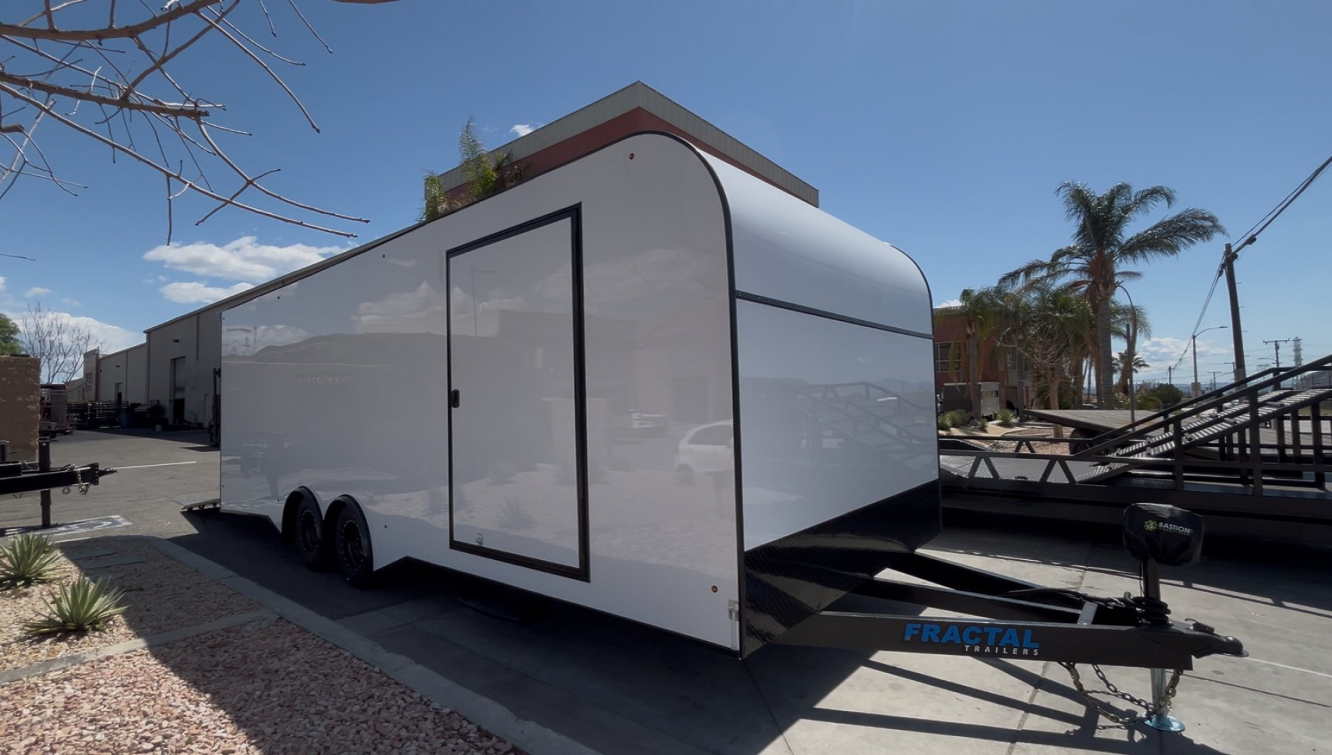 New 2026 FRACTAL 24' RACER
