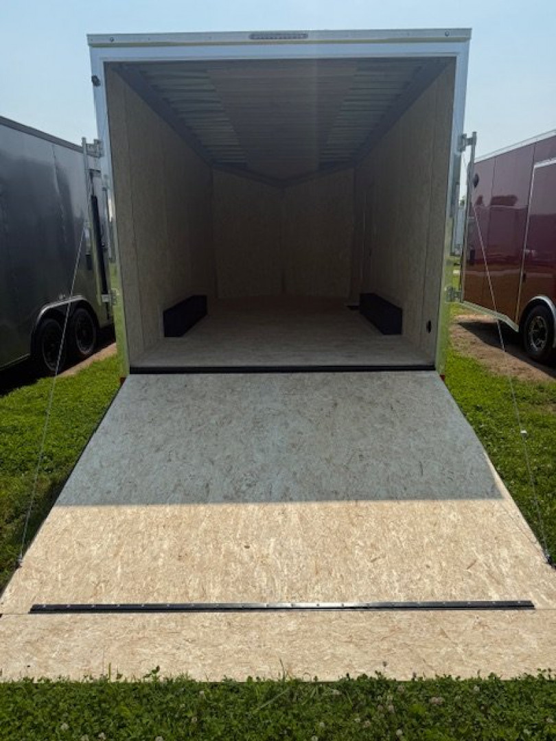 New 2025 FORMULA Trailers CONQUEST 8.5x18 Cargo w/ .080 POLYCORE & / Enclosed Trailer