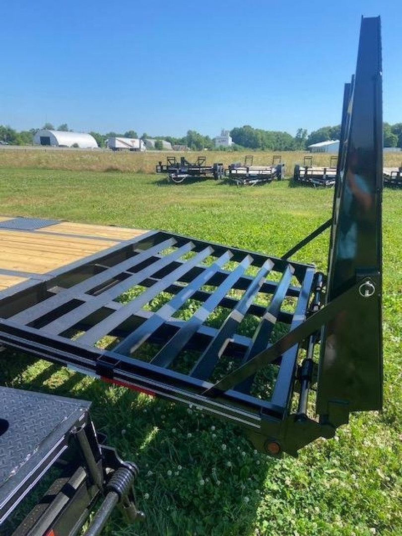 New 2025 Legend Trailers of Texas 28' GOOSENECK TA DUALS Deckover Trailer