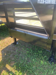 New 2025 Legend Trailers of Texas 28' GOOSENECK TA DUALS Deckover Trailer