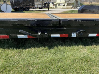 New 2025 PJ Trailers 16k  TJ 22' Tilt Trailer (16' tilt +6' stationary)