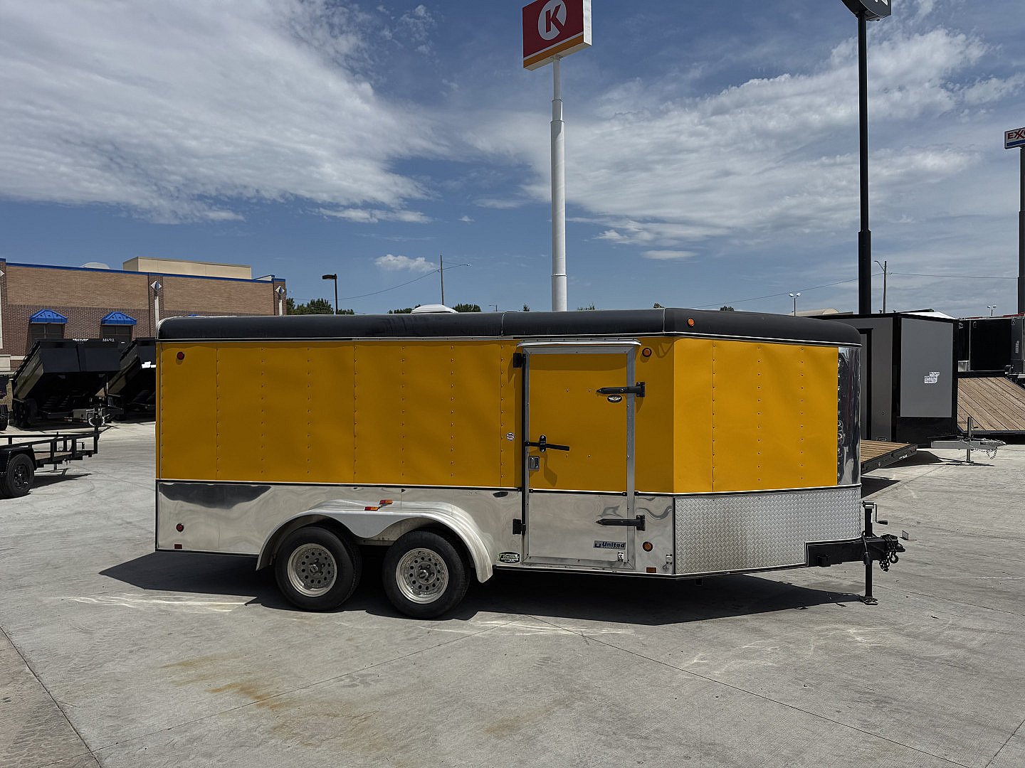 Used 2003 United 7x19 Drive Out Front Enclosed Rear Ramp Snowmobile Cargo Trailer