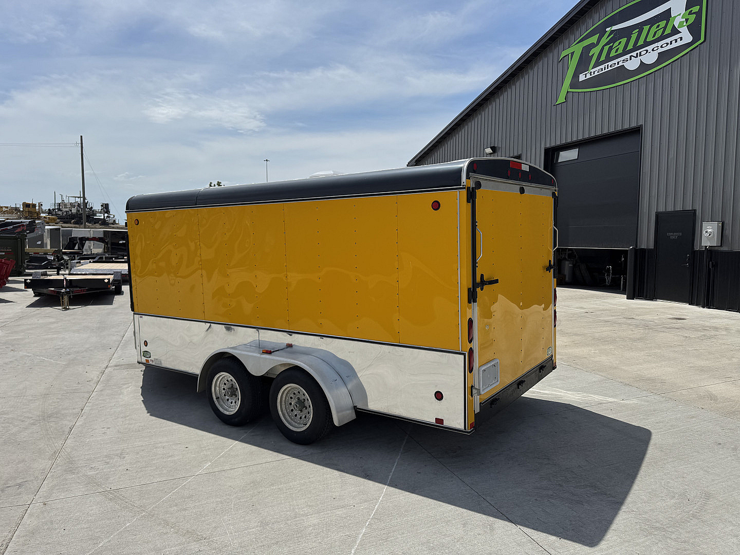 Used 2003 United 7x19 Drive Out Front Enclosed Rear Ramp Snowmobile Cargo Trailer