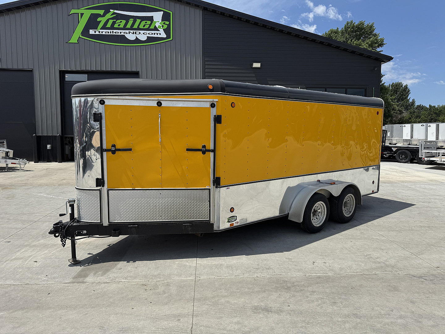 Used 2003 United 7x19 Drive Out Front Enclosed Rear Ramp Snowmobile Cargo Trailer