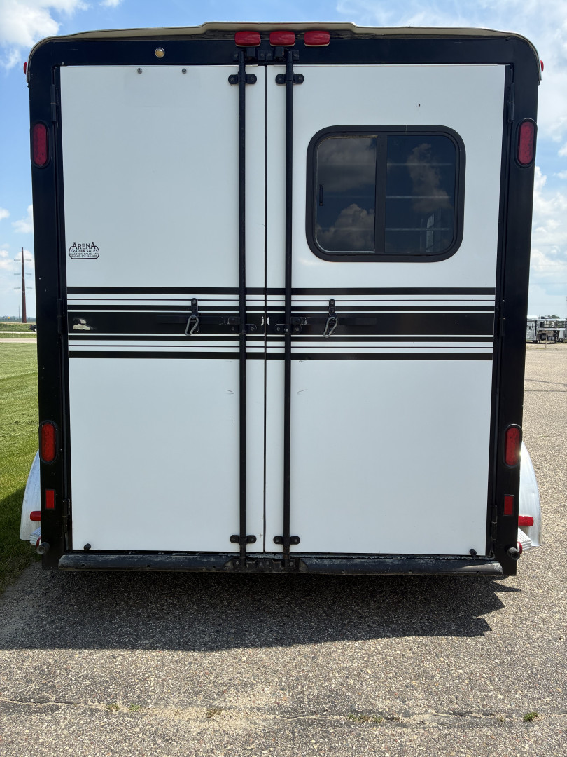 Used 1998 Trail-ET 2H Slant Load BP Horse Trailer