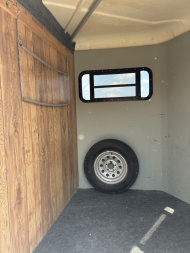 Used 1998 Trail-ET 2H Slant Load BP Horse Trailer