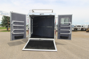 Used 2017 Bison Trailers 3 Horse LQ Trailer