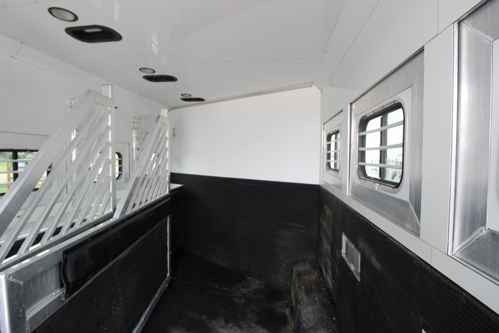 Used 2007 Bloomer 4HR 16' LQ Slide Out Horse Trailer