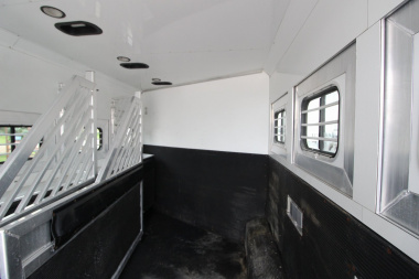 Used 2007 Bloomer 4HR 16' LQ Slide Out Horse Trailer