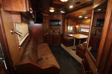 Used 2007 Bloomer 4HR 16' LQ Slide Out Horse Trailer