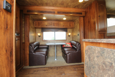 Used 2014 Lakota 4HR Stock/Combo LQ Horse Trailer
