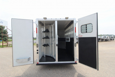 Used 2014 Lakota 4HR Stock/Combo LQ Horse Trailer