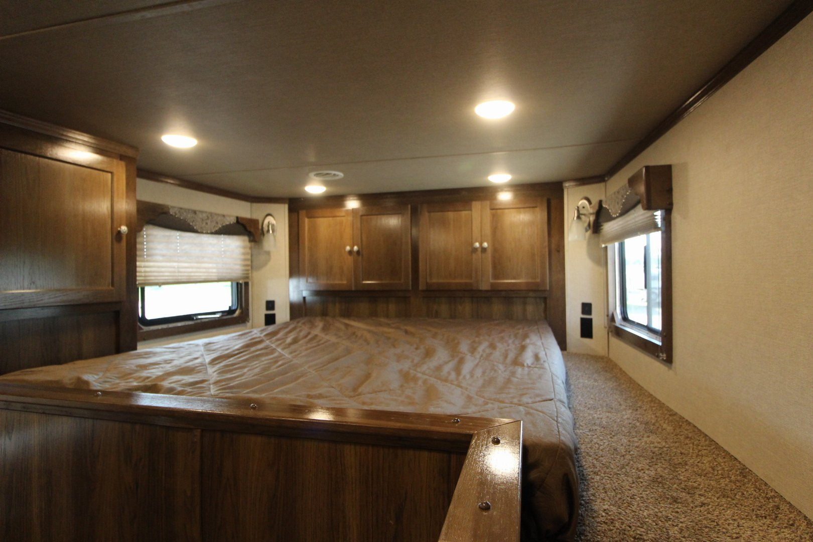 Used 2021 SMC Stock/Combo LQ Horse Trailer