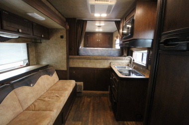 Used 2015 Exiss Trailers 4HR 10' LQ Slide Horse Trailer