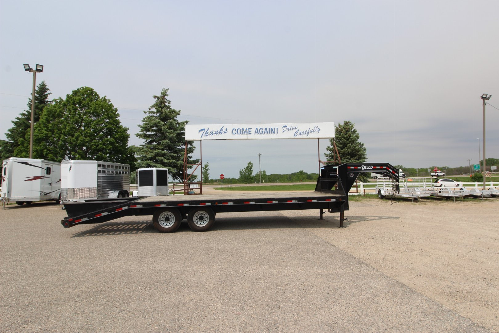 Used 2021 Delco Trailers 20' + 5' Flatbed Trailer