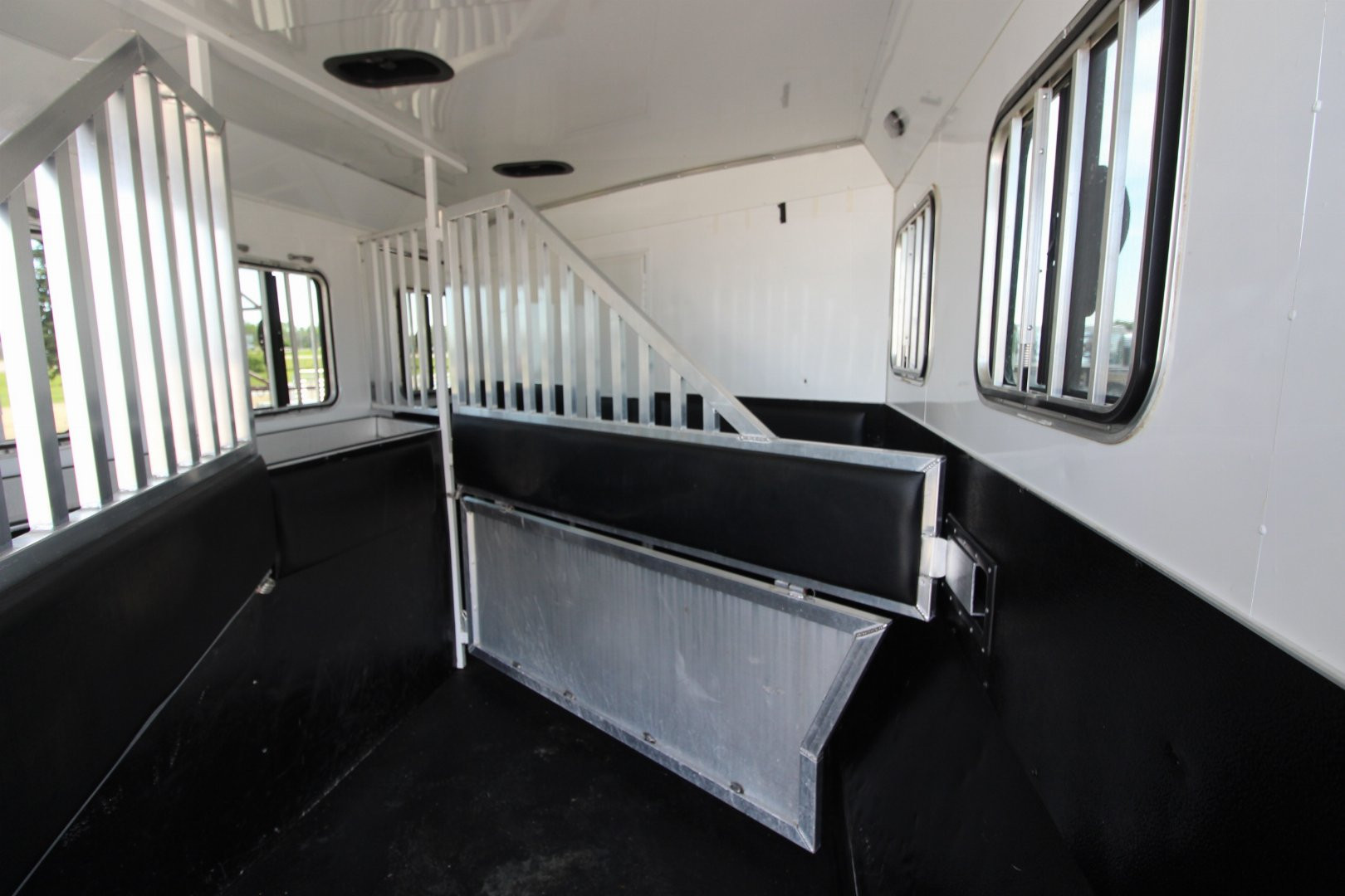 Used 2016 Bison Trailers 3HR 13' LQ Horse Trailer