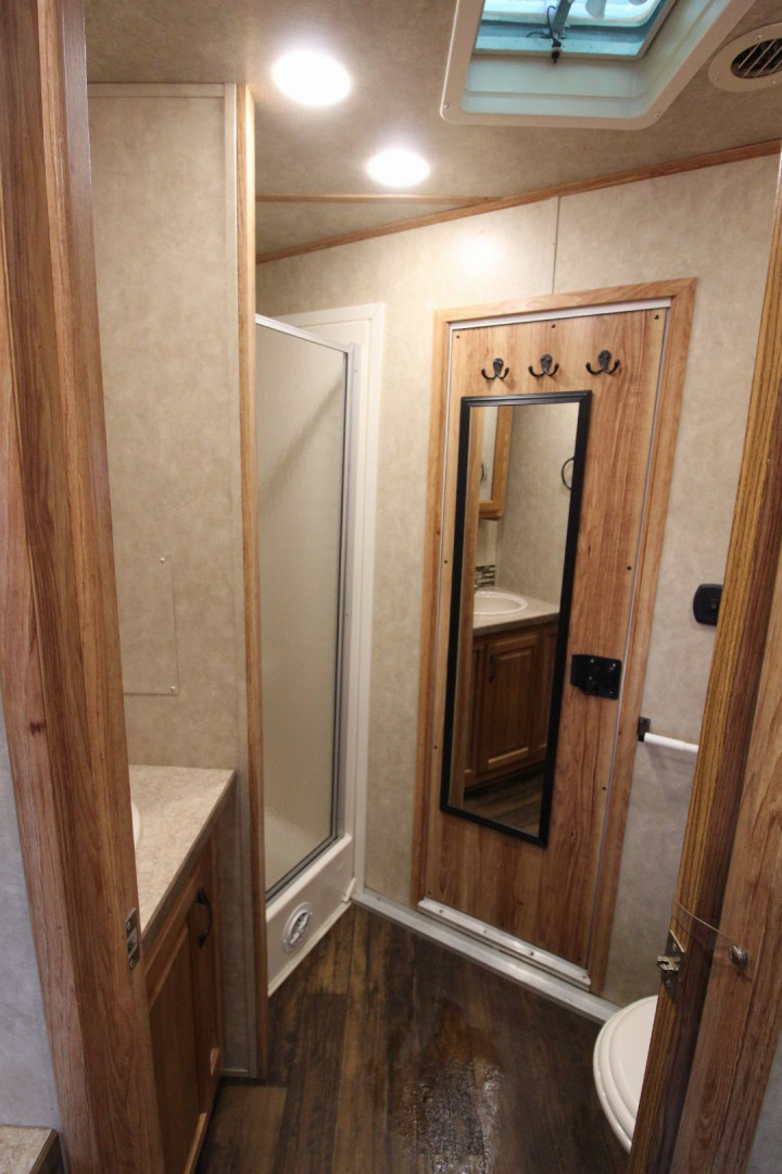 Used 2016 Bison Trailers 3HR 13' LQ Horse Trailer