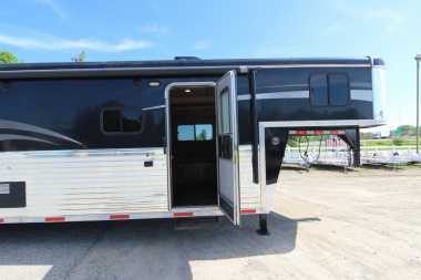 Used 2016 Bison Trailers 3HR 13' LQ Horse Trailer