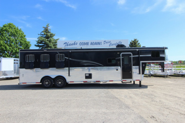 Used 2016 Bison Trailers 3HR 13' LQ Horse Trailer