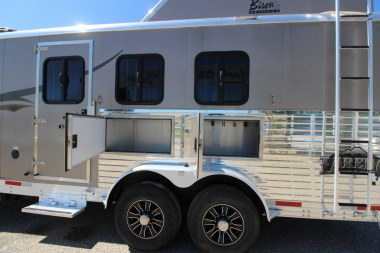 Used 2015 Bison Trailers 3HR LQ Horse Trailer