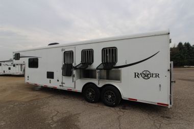 Used 2016 Bison Trailers 3HR 12' LQ Horse Trailer