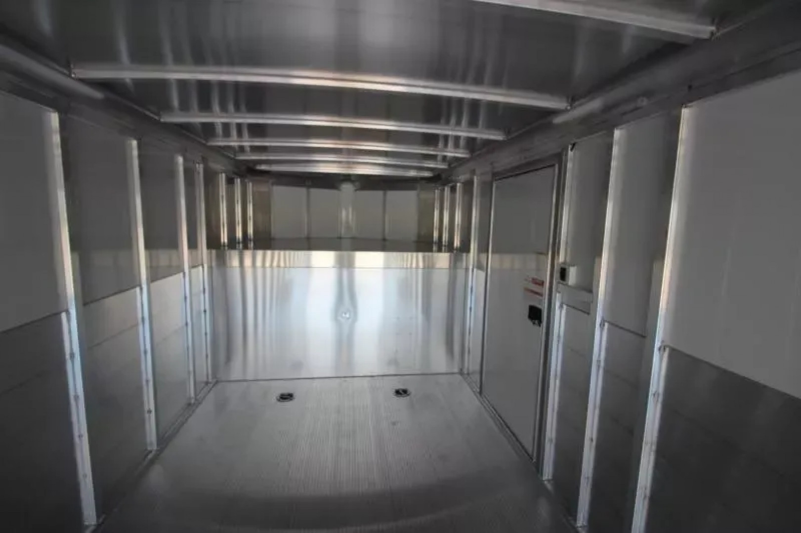 New 2025 Sundowner 28' GN Car / Racing Trailer