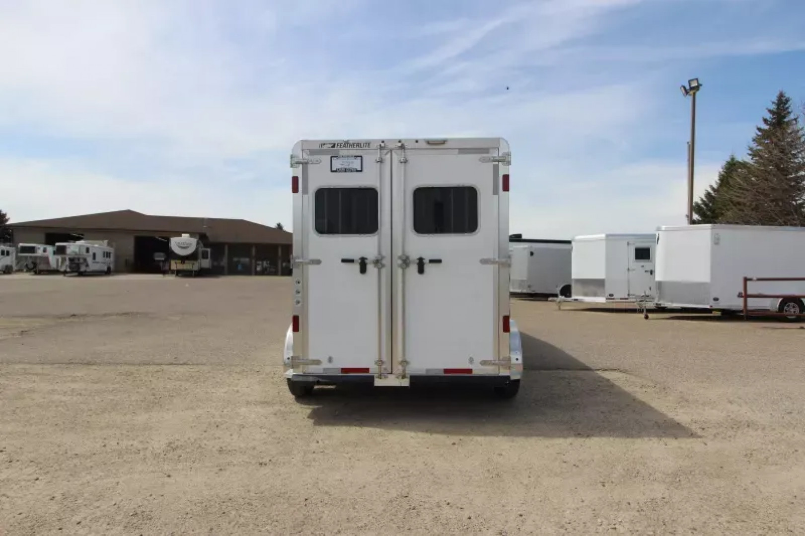 New 2025 Featherlite 2 Horse Gooseneck Trailer