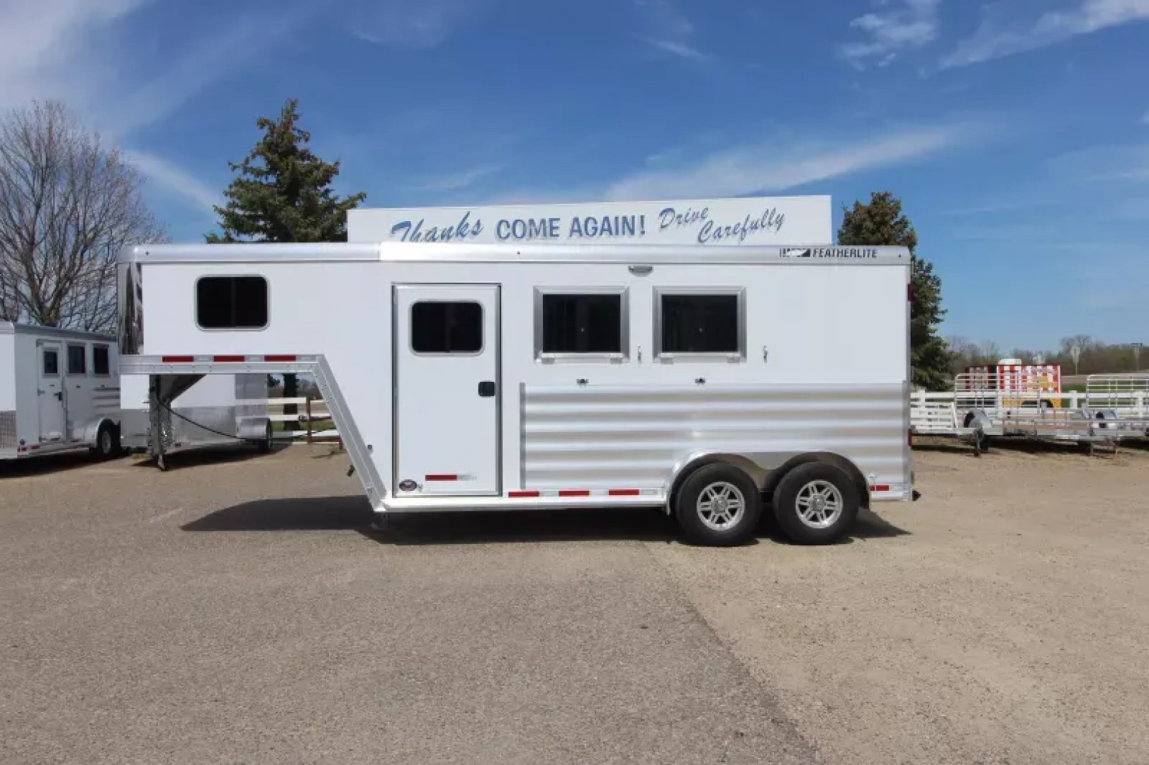 New 2025 Featherlite 2 Horse Gooseneck Trailer