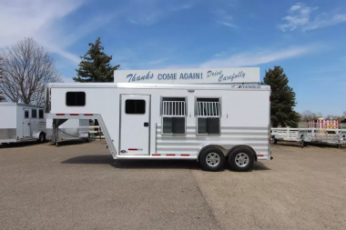 New 2025 Featherlite 2 Horse Gooseneck Trailer