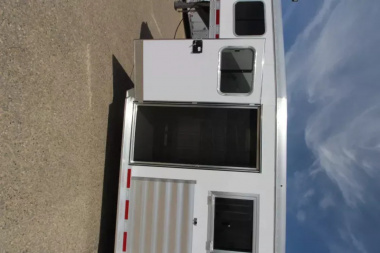 New 2025 Featherlite 2 Horse Gooseneck Trailer