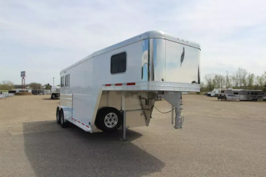 New 2025 Featherlite 2 Horse Gooseneck Trailer