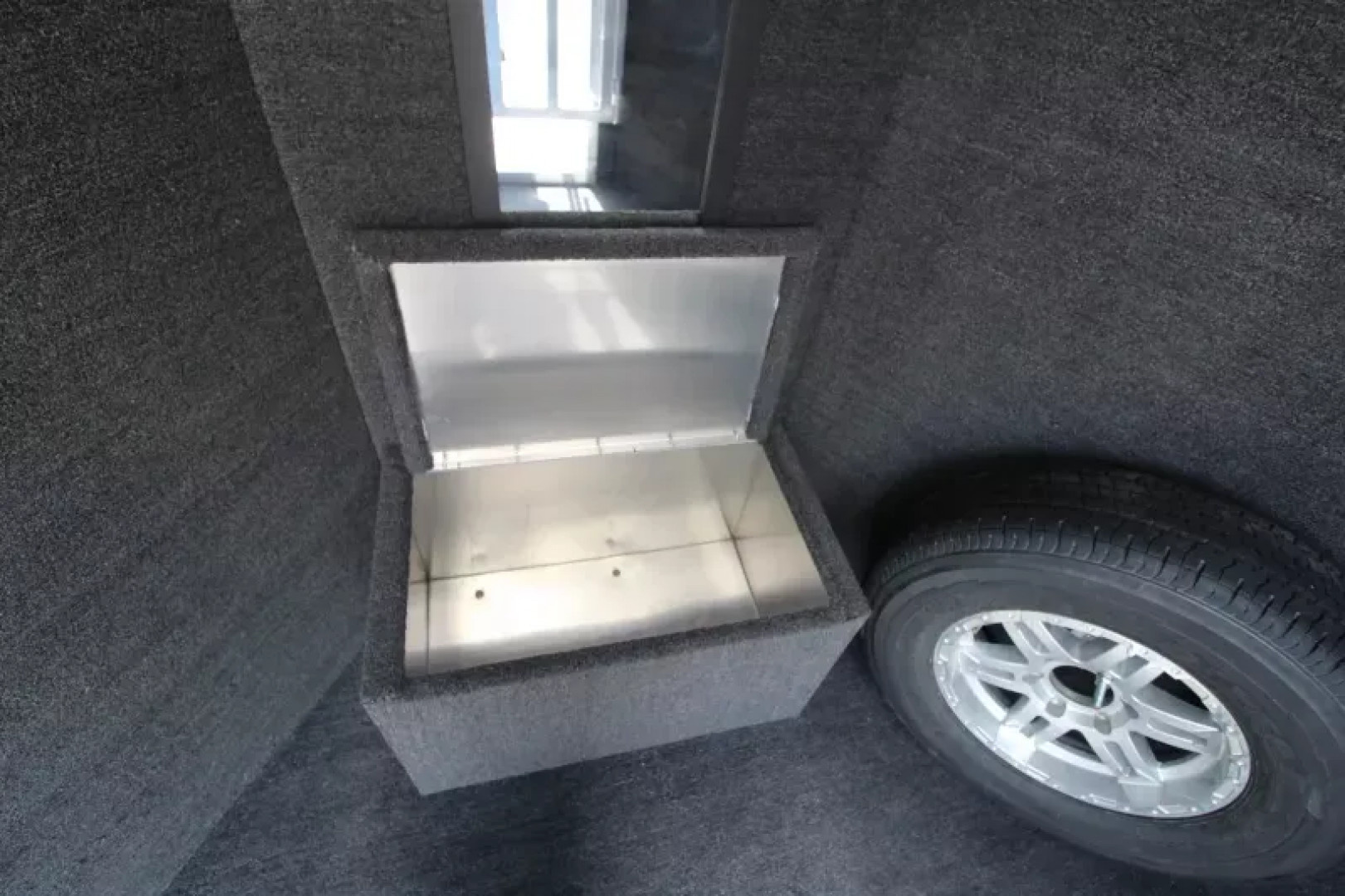 New 2025 Featherlite 4 Horse BP Trailer