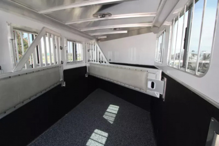 New 2025 Featherlite 4 Horse BP Trailer