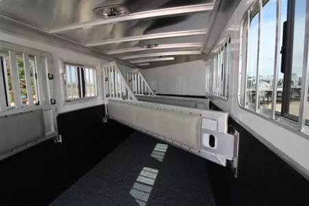 New 2025 Featherlite 4 Horse BP Trailer