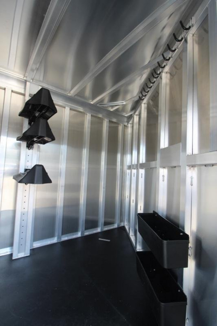 New 2025 Featherlite 6 Horse Trailer