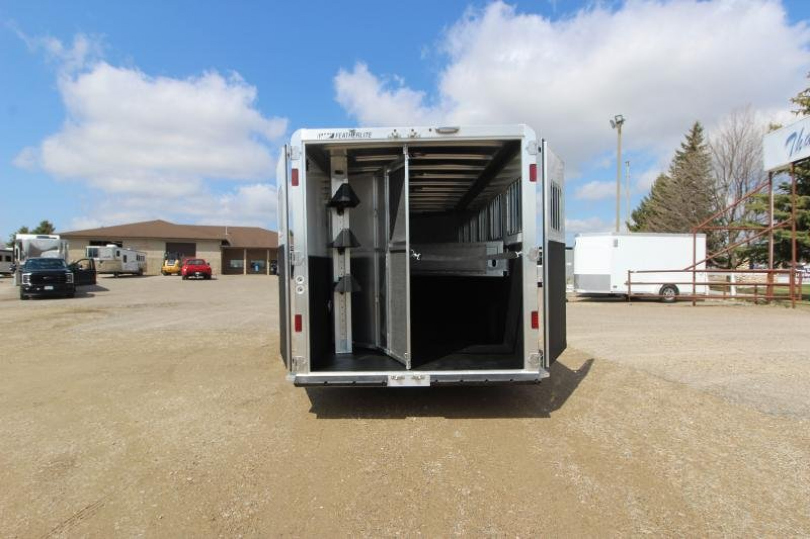 New 2025 Featherlite 6 Horse Trailer