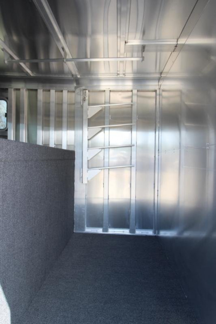 New 2025 Featherlite 6 Horse Trailer