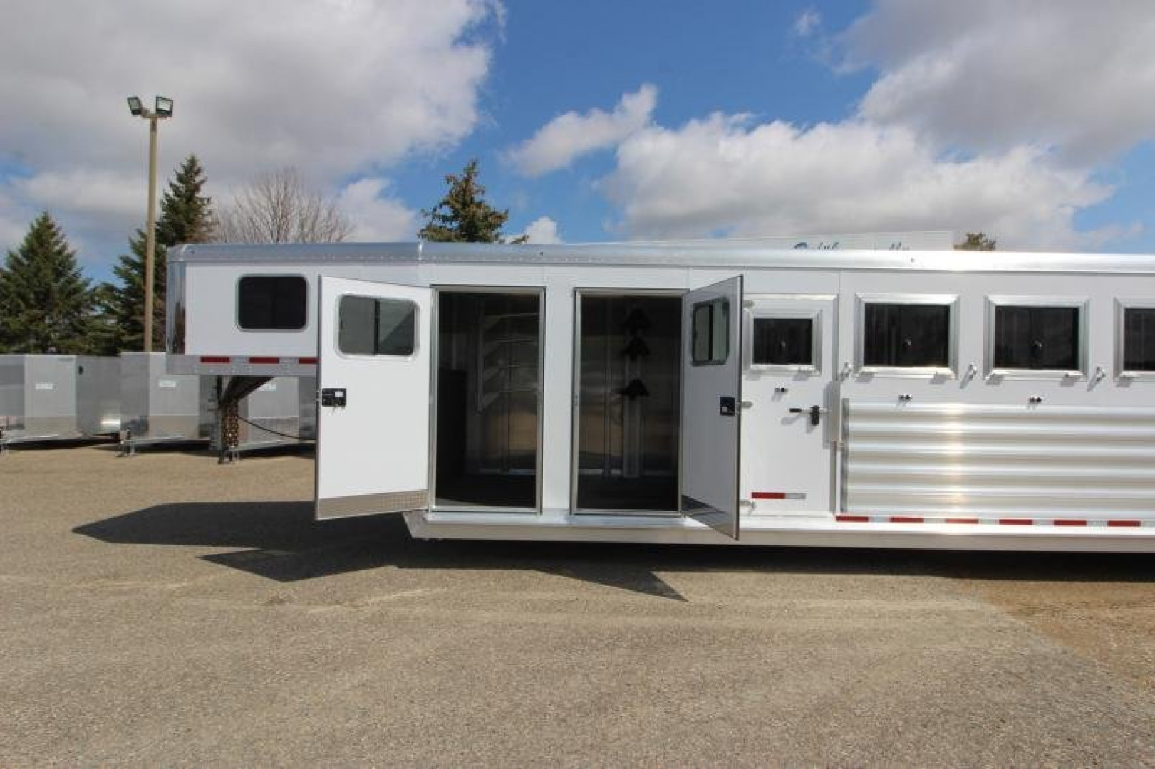 New 2025 Featherlite 6 Horse Trailer