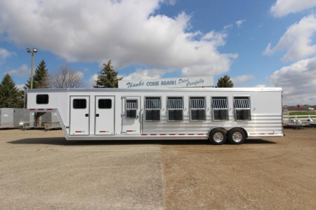 New 2025 Featherlite 6 Horse Trailer