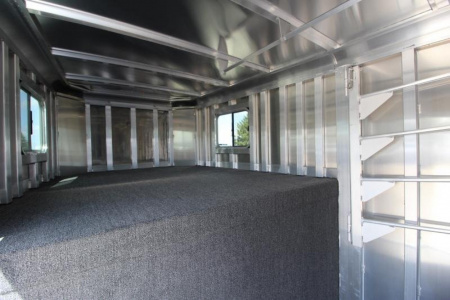 New 2025 Featherlite 6 Horse Trailer